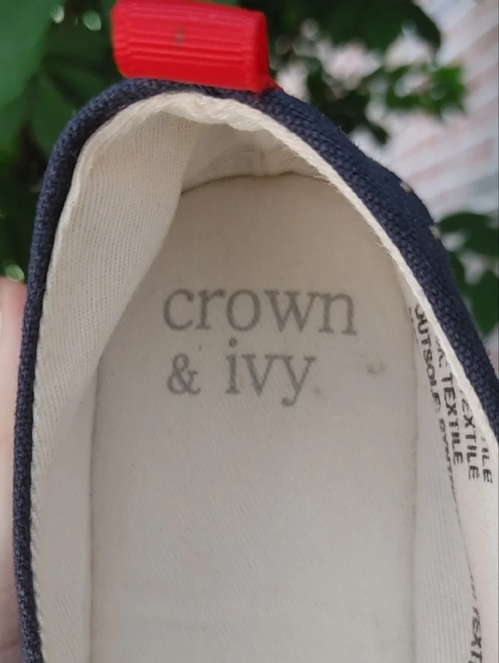 Crown & Ivy Skylar Red Lobster Embroidery Size 8 (1069)